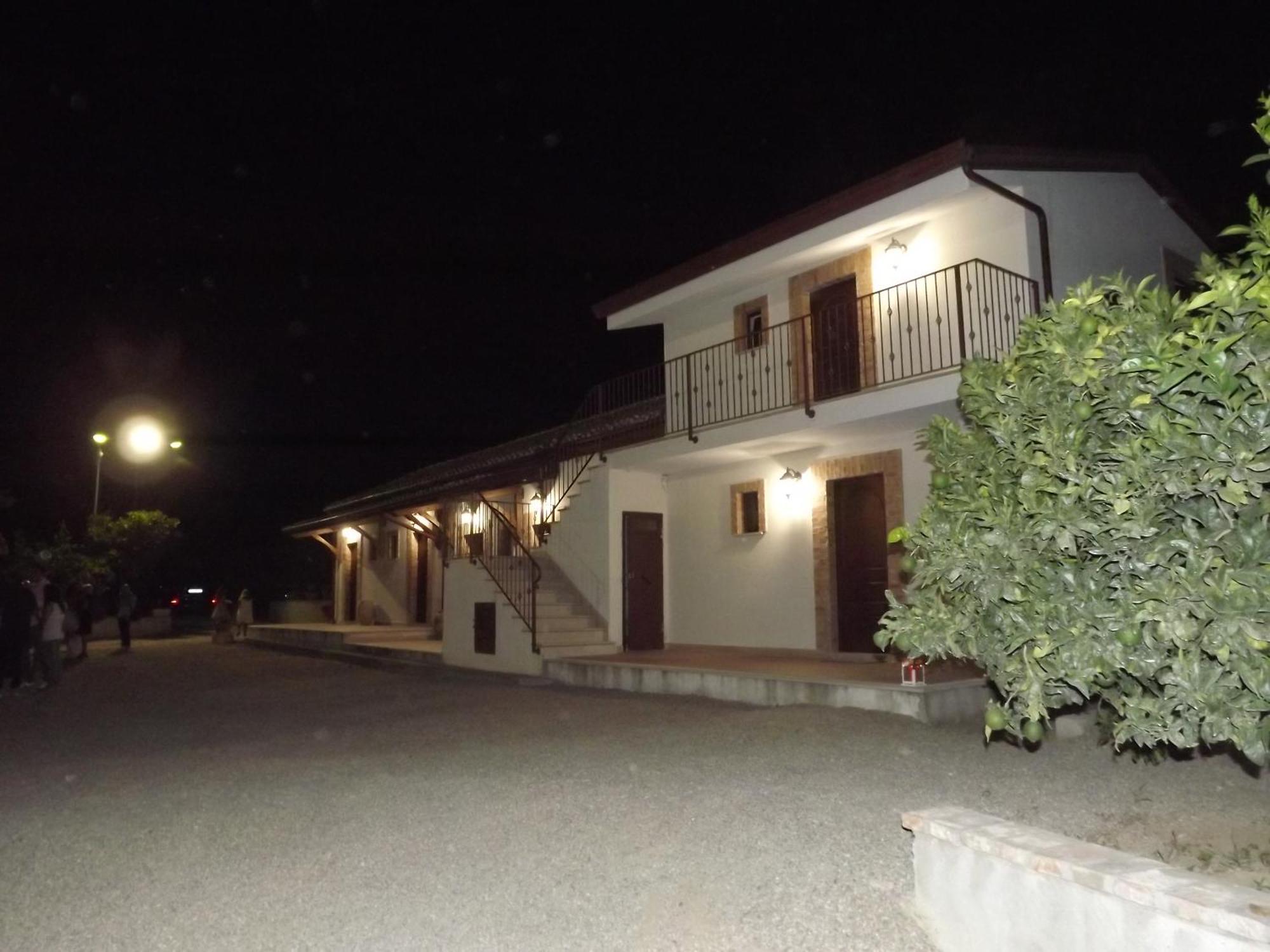 Agriturismo Trappeto Vecchio San Demetrio Corone Kültér fotó